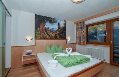 Schlafzimmer EG